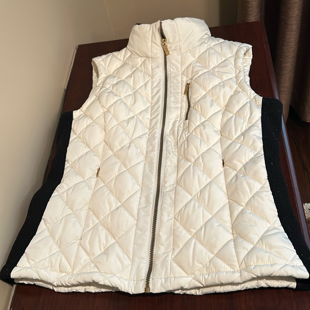Quilted Cream Vest with Black Sweater Accents on Sides and Inside Neck!